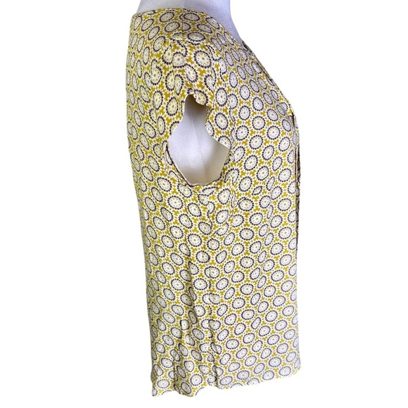 Boden Yellow and White Pleated Scoop Neck Flutter Sleeve Blouse Size 6 - Picture 7 of 11